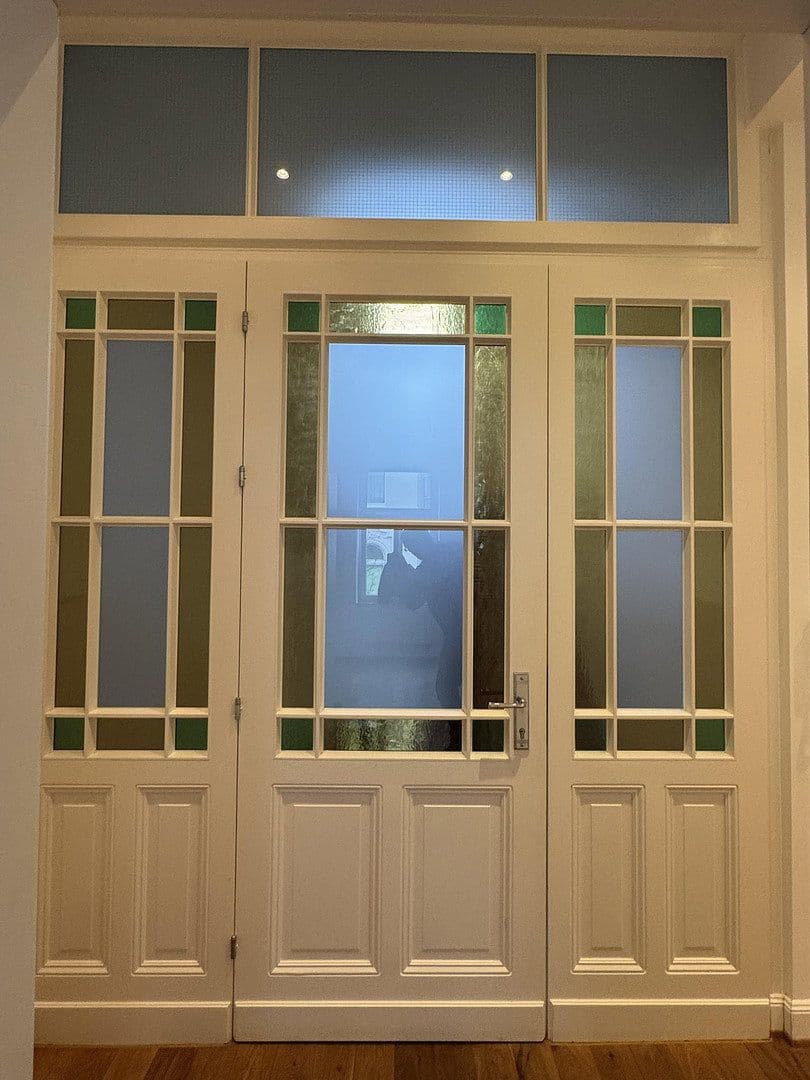 Prenájom bytu 4-izbový 112 m², Trimbornstrasse 11, Köln, Severné Porýnie - Westfálsko Prenájom bytu 4-izbový 112 m², Trimbornstrasse 11, Köln, Severné Porýnie - Westfálsko