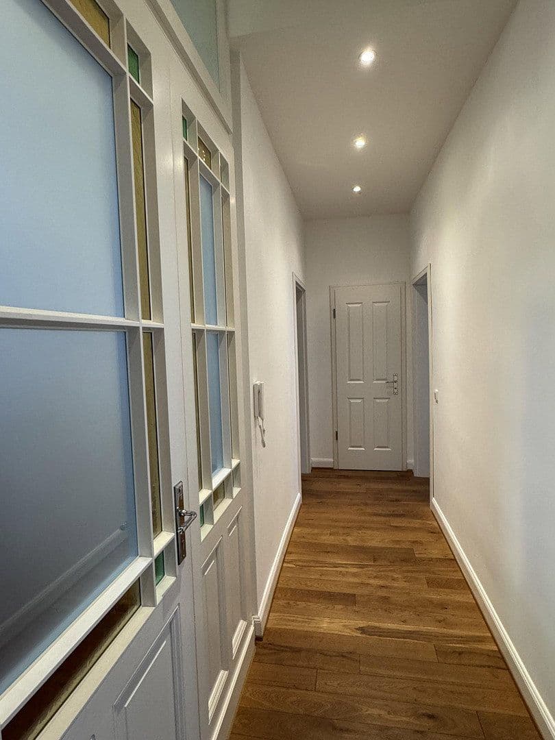 Prenájom bytu 4-izbový 112 m², Trimbornstrasse 11, Köln, Severné Porýnie - Westfálsko Prenájom bytu 4-izbový 112 m², Trimbornstrasse 11, Köln, Severné Porýnie - Westfálsko