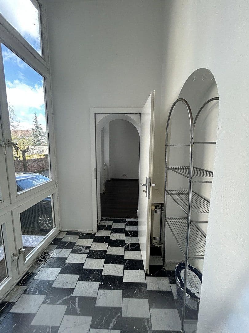 Prenájom bytu 4-izbový 108 m², Bruchköbeler Landstraße 6, Hanau, Hesensko Prenájom bytu 4-izbový 108 m², Bruchköbeler Landstraße 6, Hanau, Hesensko