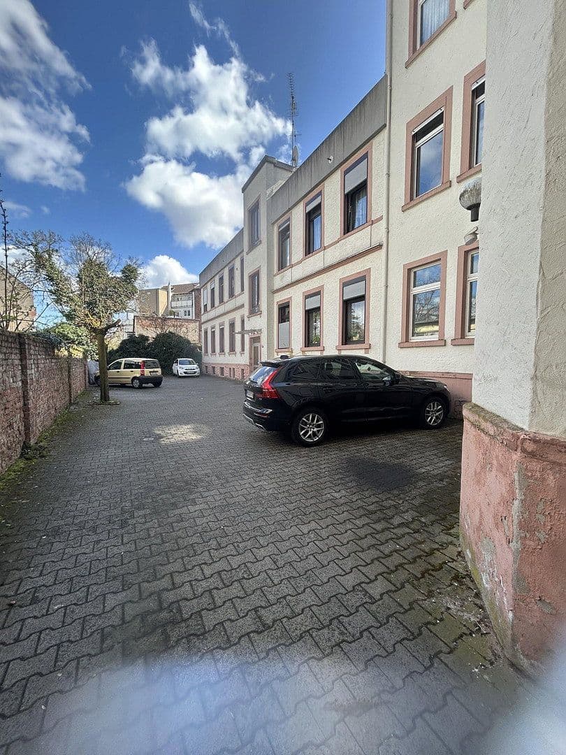 Prenájom bytu 4-izbový 108 m², Bruchköbeler Landstraße 6, Hanau, Hesensko Prenájom bytu 4-izbový 108 m², Bruchköbeler Landstraße 6, Hanau, Hesensko