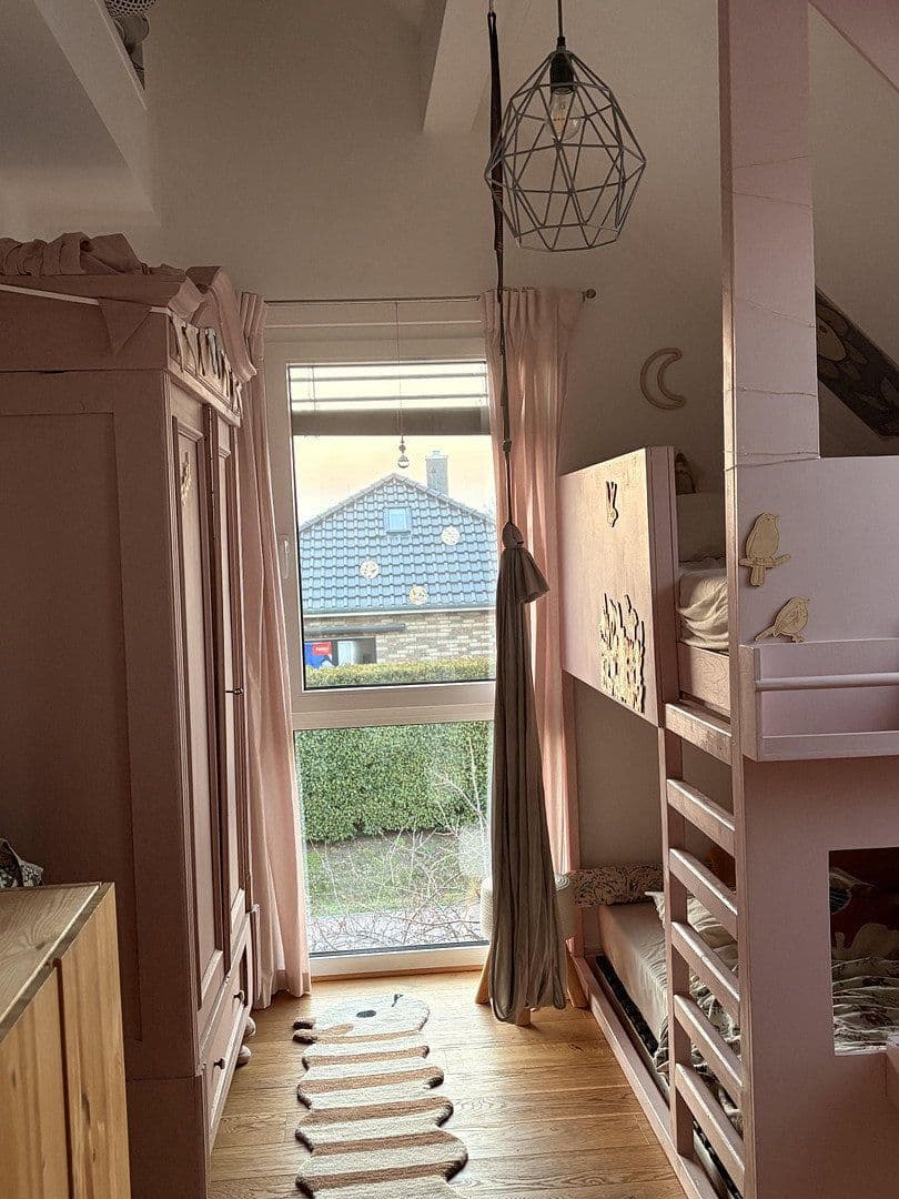 Predaj domu 210 m², pozemek 744 m², Radbruch, Dolné Sasko Predaj domu 210 m², pozemek 744 m², Radbruch, Dolné Sasko