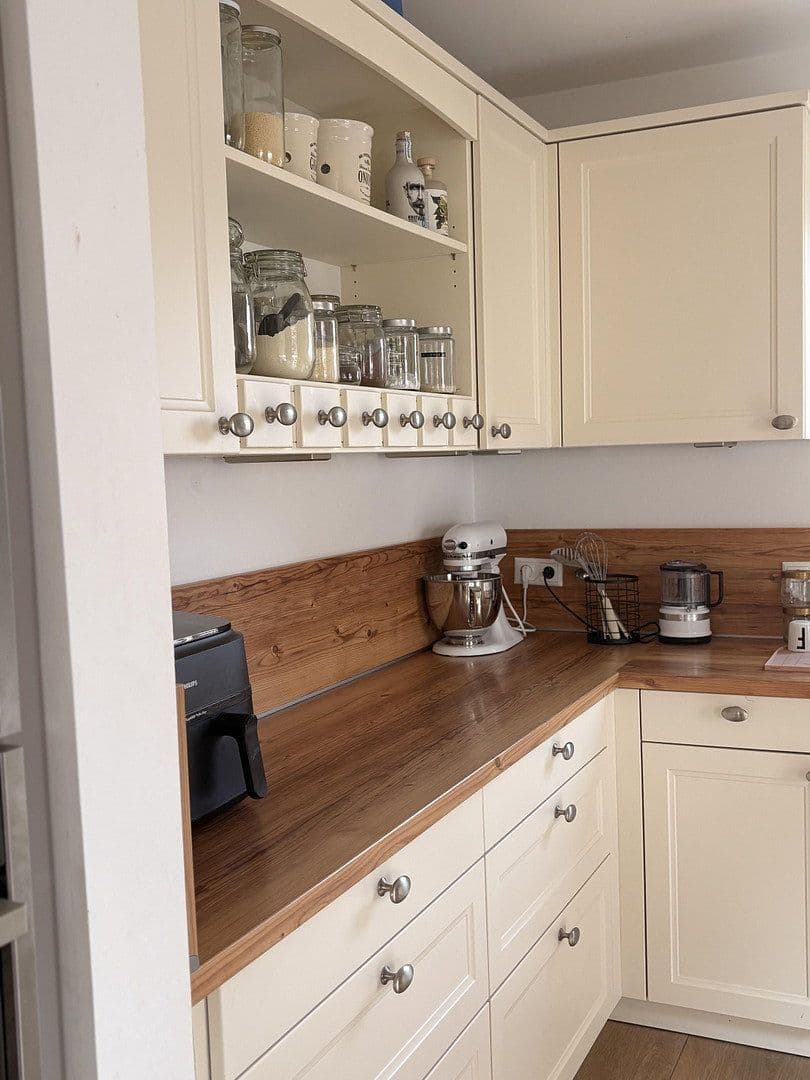 Predaj domu 210 m², pozemek 744 m², Radbruch, Dolné Sasko Predaj domu 210 m², pozemek 744 m², Radbruch, Dolné Sasko