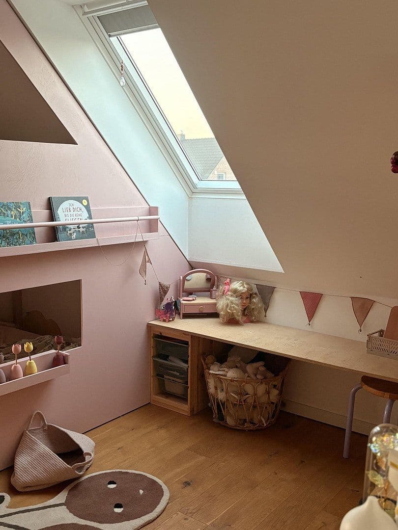 Predaj domu 210 m², pozemek 744 m², Radbruch, Dolné Sasko Predaj domu 210 m², pozemek 744 m², Radbruch, Dolné Sasko