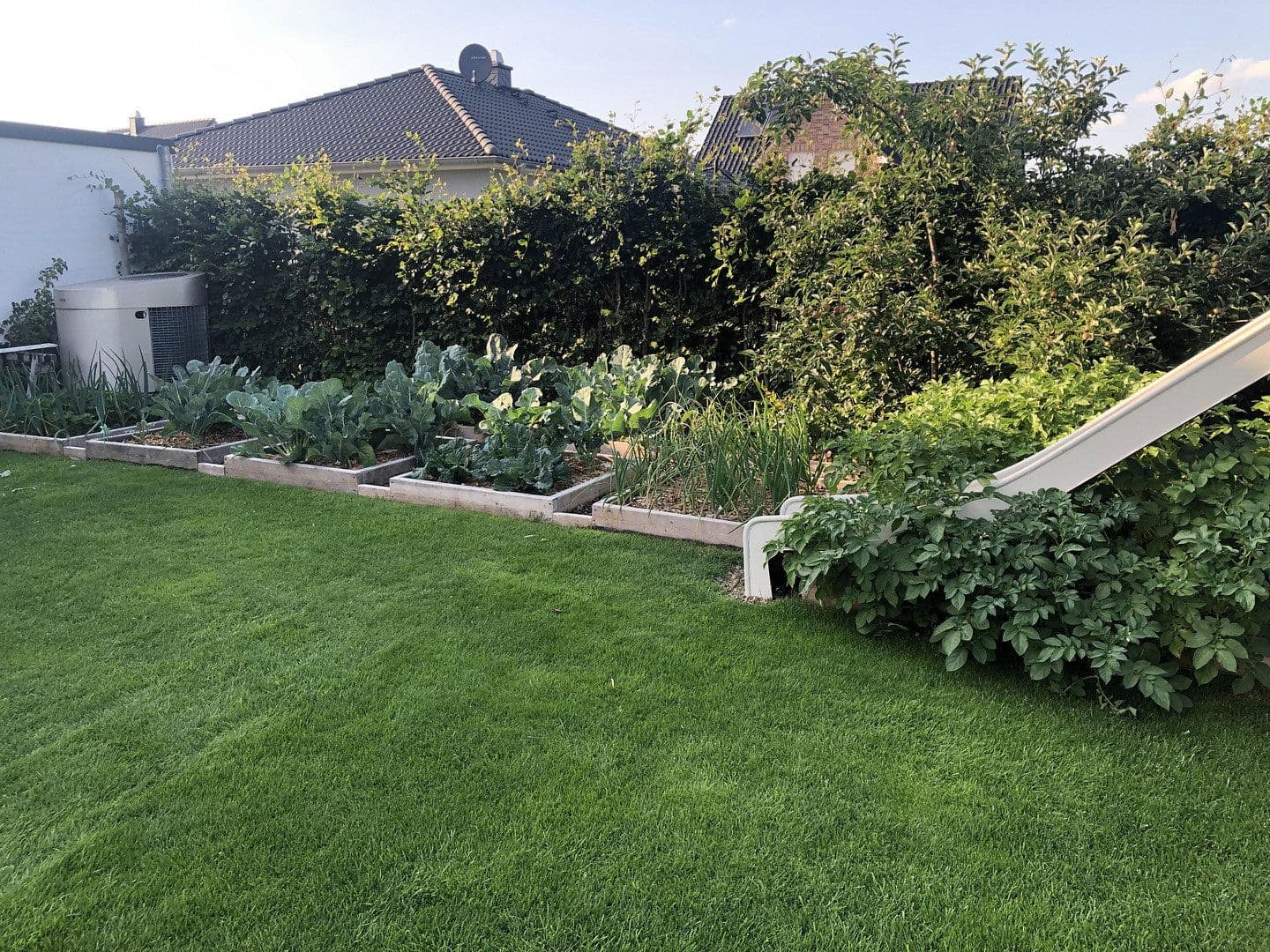 Predaj domu 210 m², pozemek 744 m², Radbruch, Dolné Sasko Predaj domu 210 m², pozemek 744 m², Radbruch, Dolné Sasko