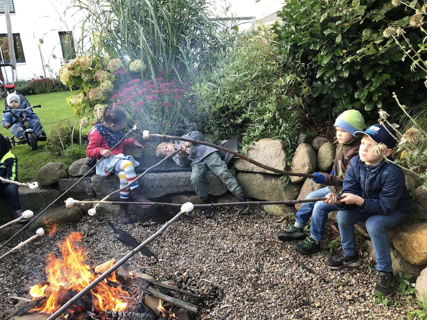 Predaj domu 210 m², pozemek 744 m², Radbruch, Dolné Sasko Predaj domu 210 m², pozemek 744 m², Radbruch, Dolné Sasko