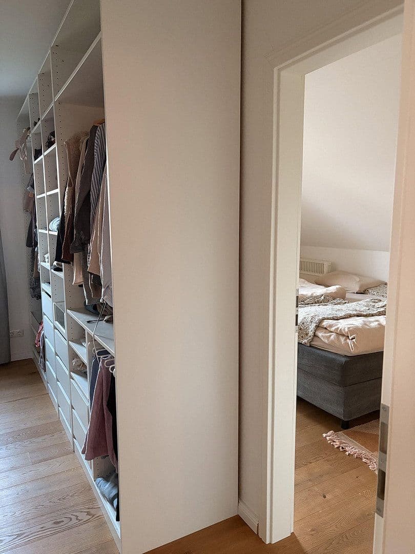 Predaj domu 210 m², pozemek 744 m², Radbruch, Dolné Sasko Predaj domu 210 m², pozemek 744 m², Radbruch, Dolné Sasko