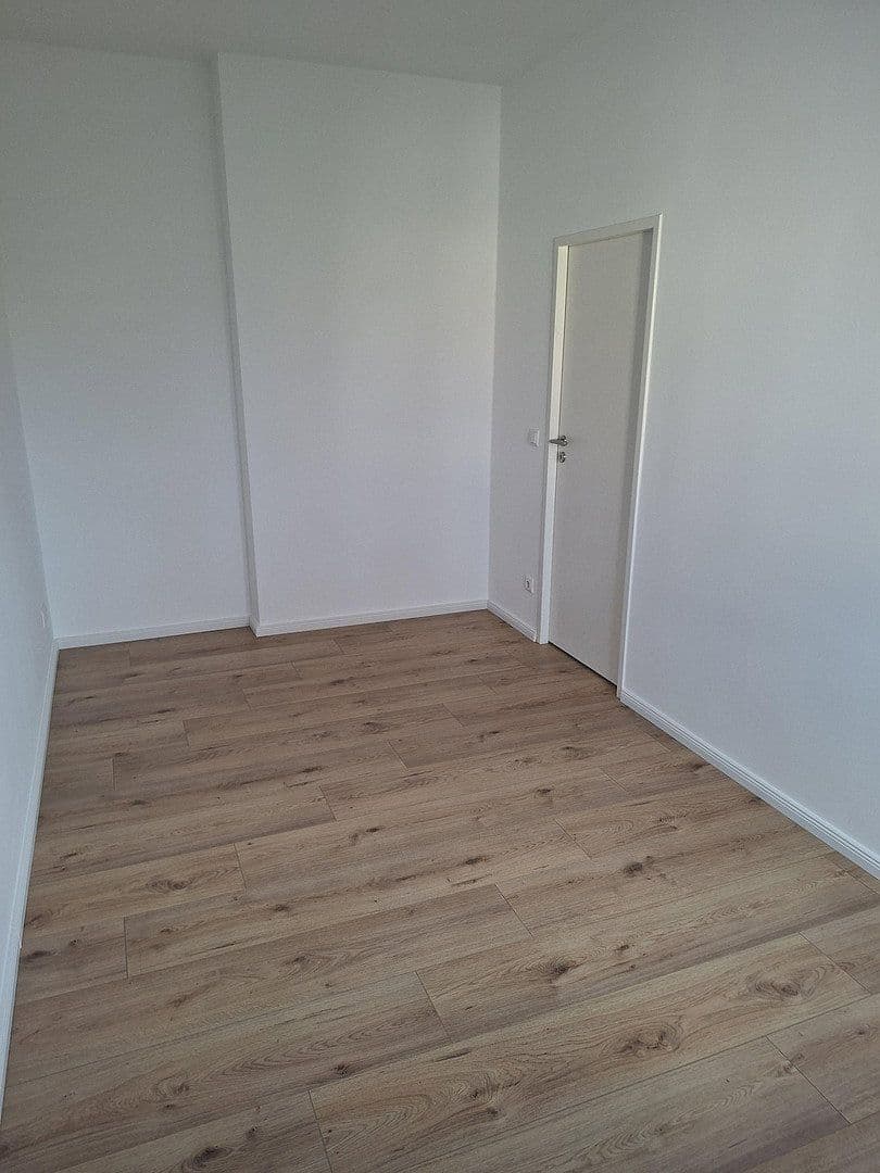 Predaj bytu 3-izbový 64 m², Berlin, Berlín Predaj bytu 3-izbový 64 m², Berlin, Berlín