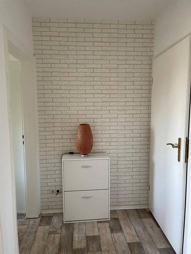 Prenájom bytu 1-izbový 35 m², Mülheim a.d. Ruhr, Severné Porýnie - Westfálsko Prenájom bytu 1-izbový 35 m², Mülheim a.d. Ruhr, Severné Porýnie - Westfálsko