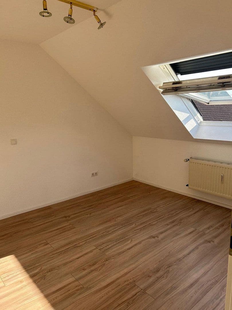 Prenájom bytu 2-izbový 58 m², Nelkenstraße 10, Bornheim, Severné Porýnie - Westfálsko Prenájom bytu 2-izbový 58 m², Nelkenstraße 10, Bornheim, Severné Porýnie - Westfálsko