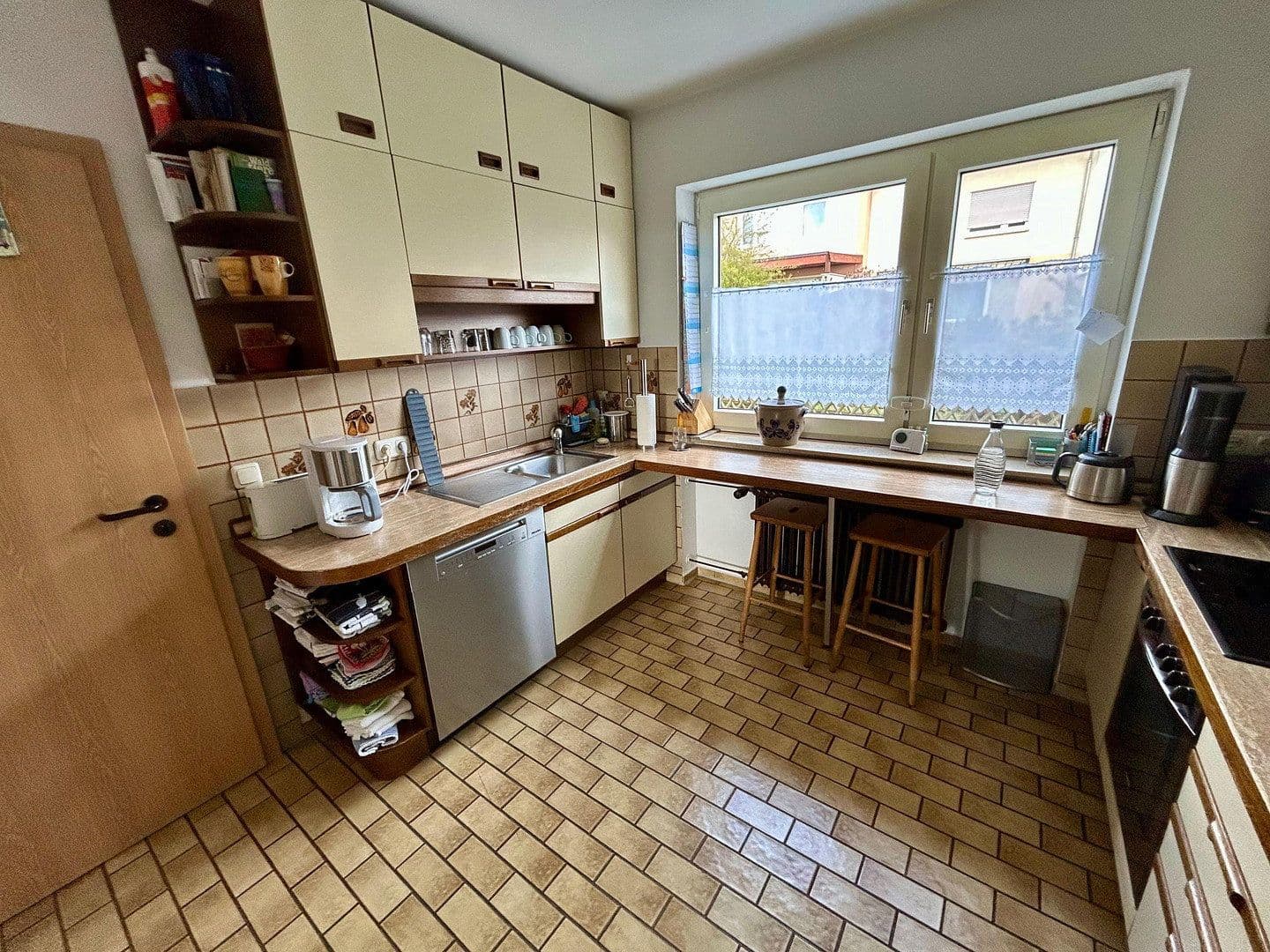 Predaj domu 137 m², pozemek 213 m², Flörsheim, Hesensko Predaj domu 137 m², pozemek 213 m², Flörsheim, Hesensko