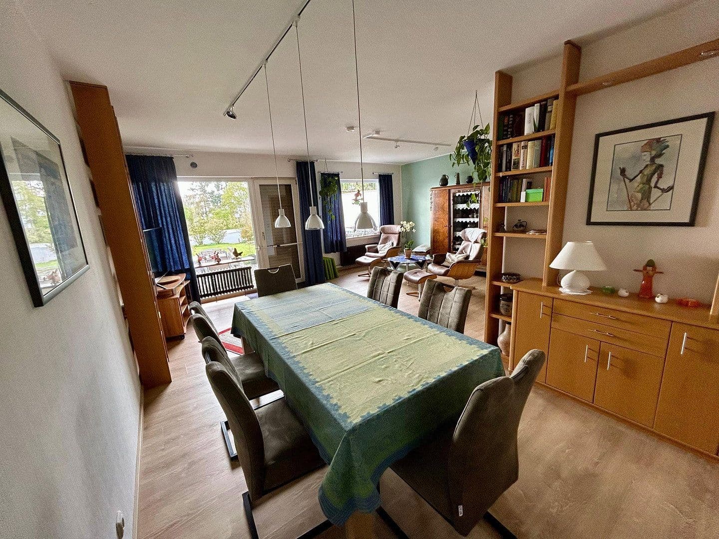 Predaj domu 137 m², pozemek 213 m², Flörsheim, Hesensko Predaj domu 137 m², pozemek 213 m², Flörsheim, Hesensko