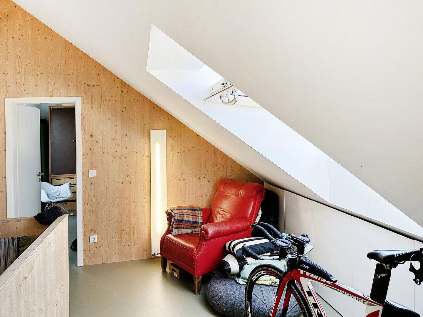 Predaj domu 202 m², pozemek 489 m², Potsdam, Brandenbursko Predaj domu 202 m², pozemek 489 m², Potsdam, Brandenbursko