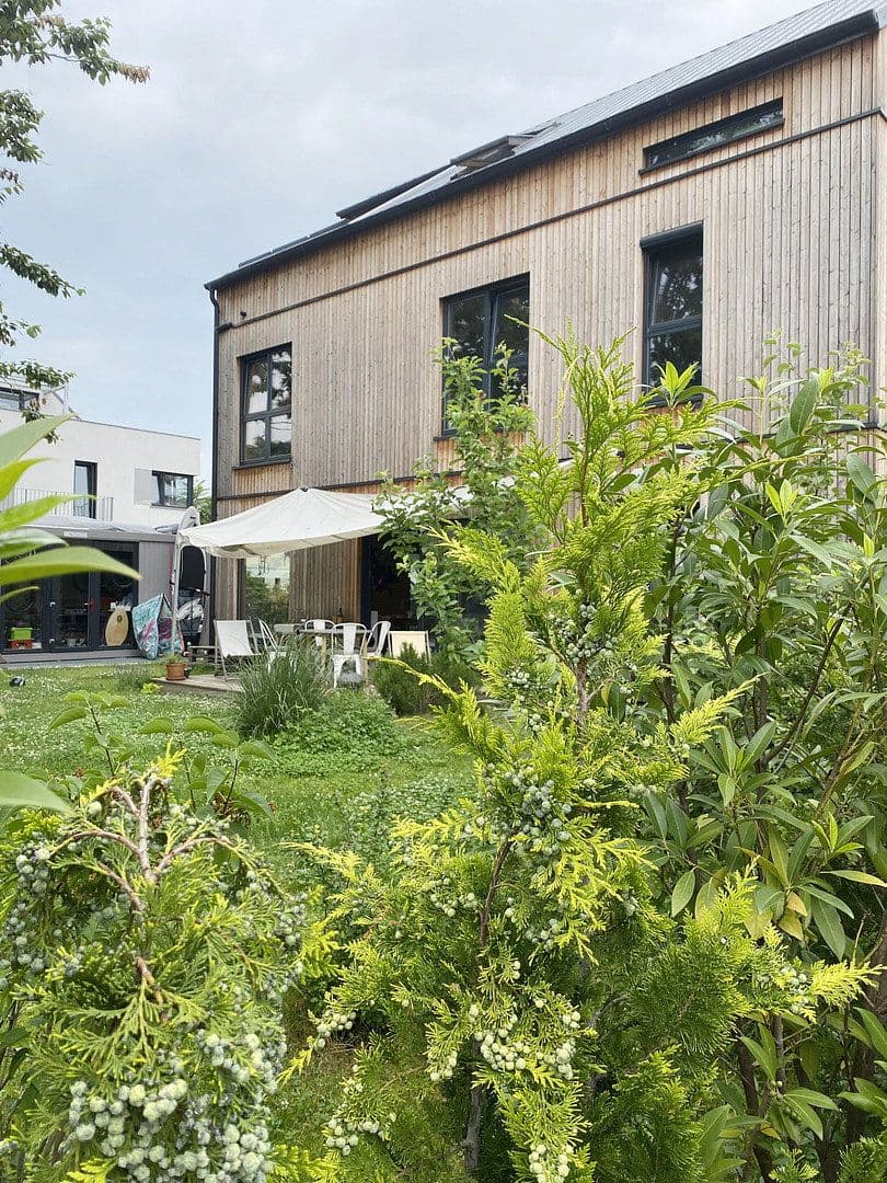 Predaj domu 202 m², pozemek 489 m², Potsdam, Brandenbursko Predaj domu 202 m², pozemek 489 m², Potsdam, Brandenbursko