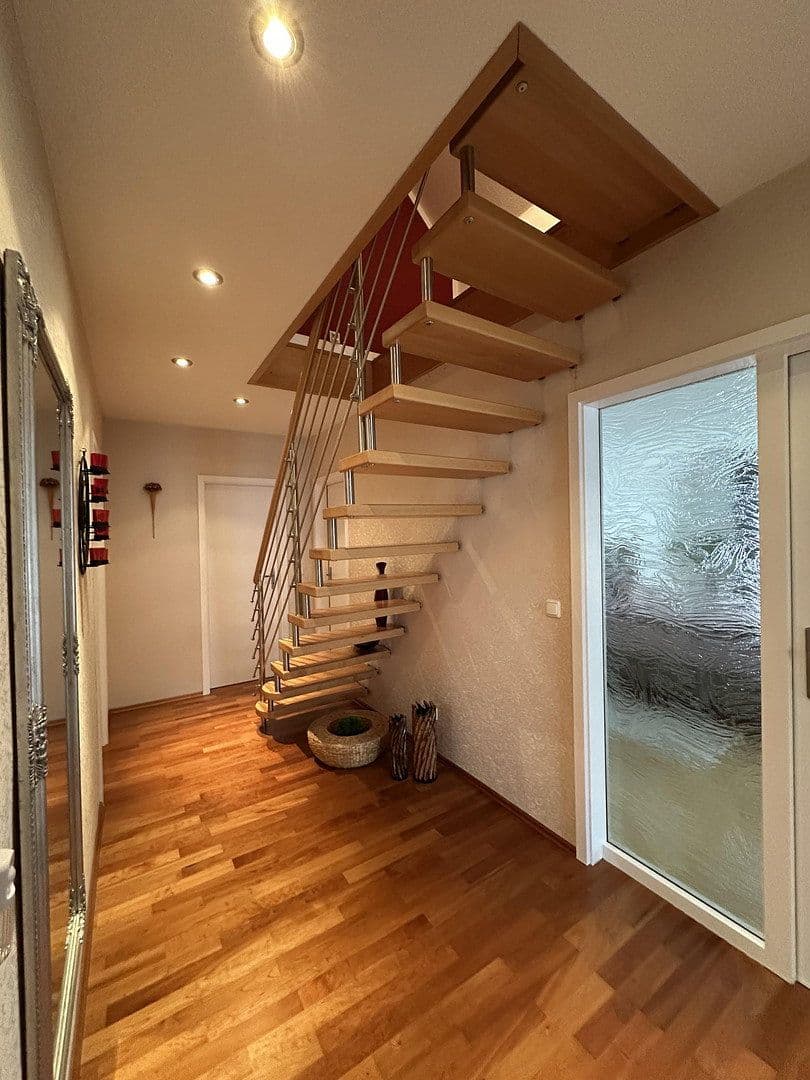 Predaj domu 220 m², pozemek 563 m², Altenburg, Durínsko Predaj domu 220 m², pozemek 563 m², Altenburg, Durínsko