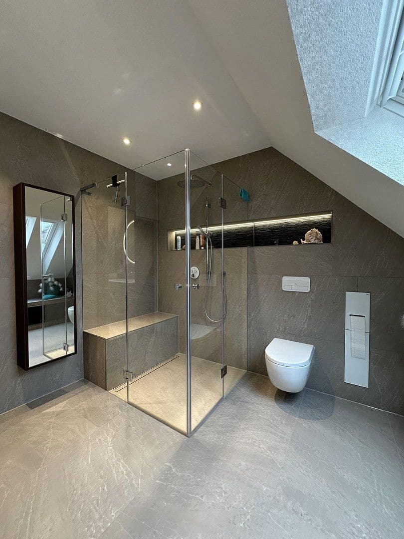 Predaj domu 220 m², pozemek 563 m², Altenburg, Durínsko Predaj domu 220 m², pozemek 563 m², Altenburg, Durínsko