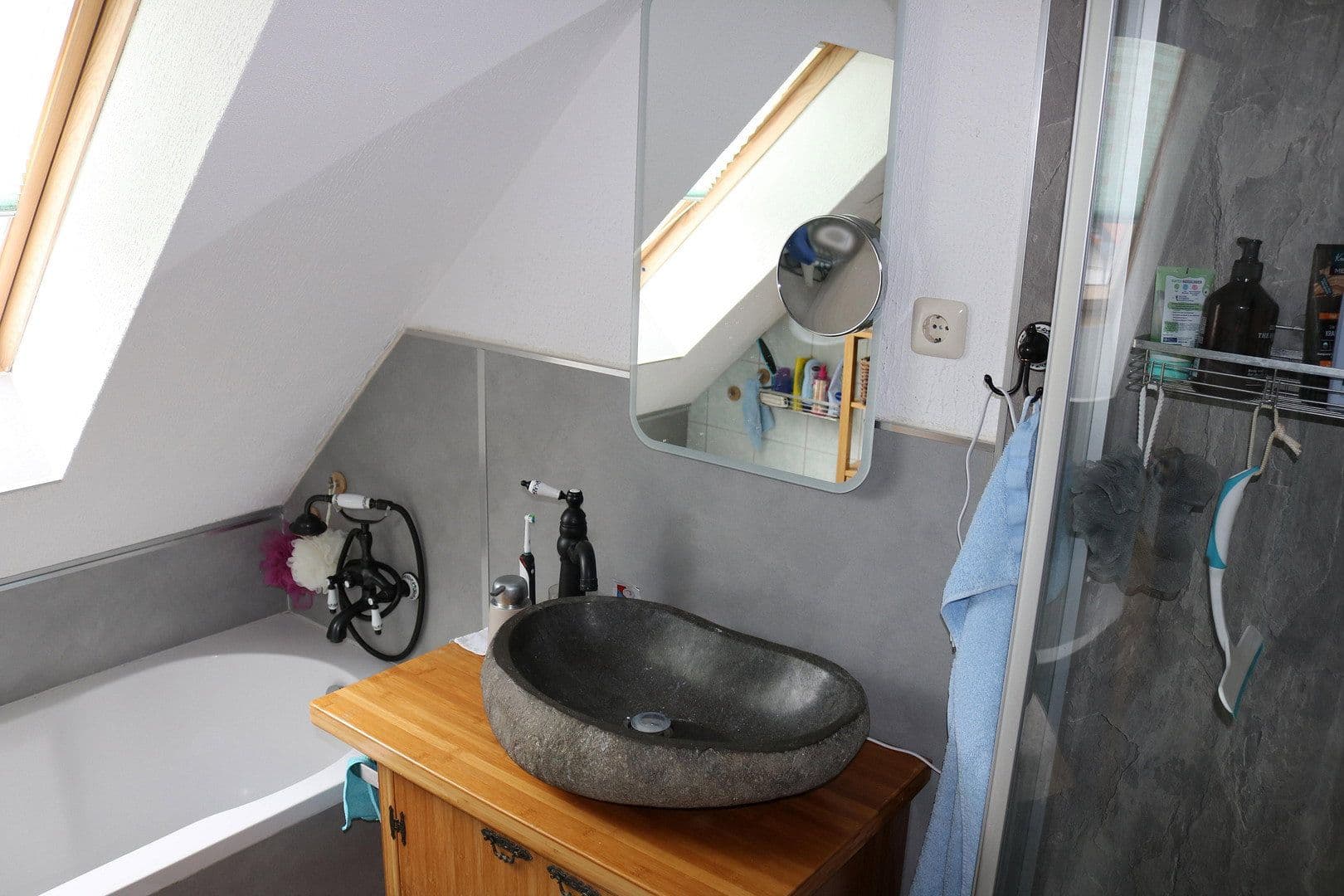 Predaj domu 126 m², pozemek 544 m², Arnstadt, Durínsko Predaj domu 126 m², pozemek 544 m², Arnstadt, Durínsko