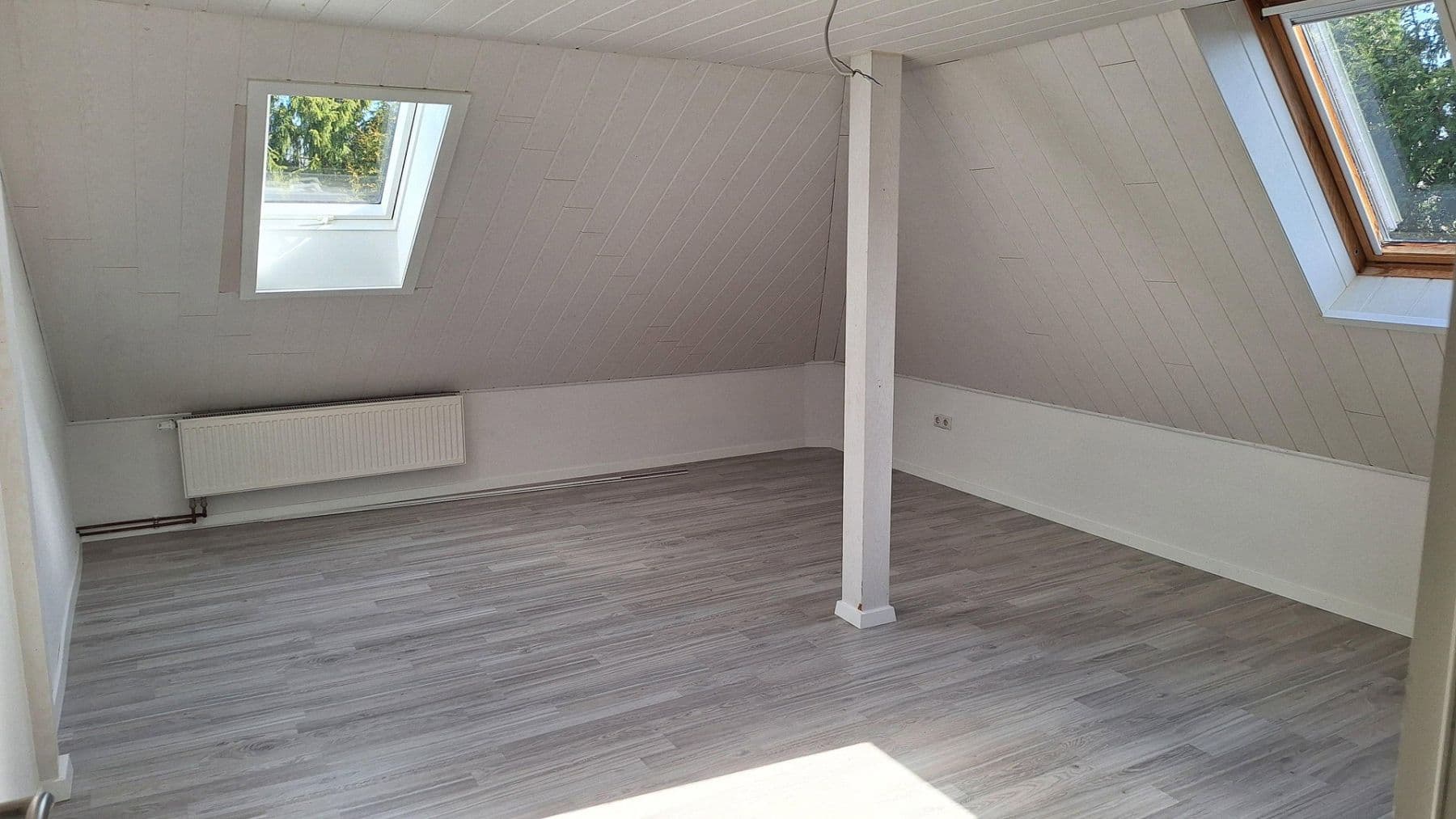 Predaj domu 204 m², pozemek 914 m², Wilhelmshaven, Dolné Sasko Predaj domu 204 m², pozemek 914 m², Wilhelmshaven, Dolné Sasko
