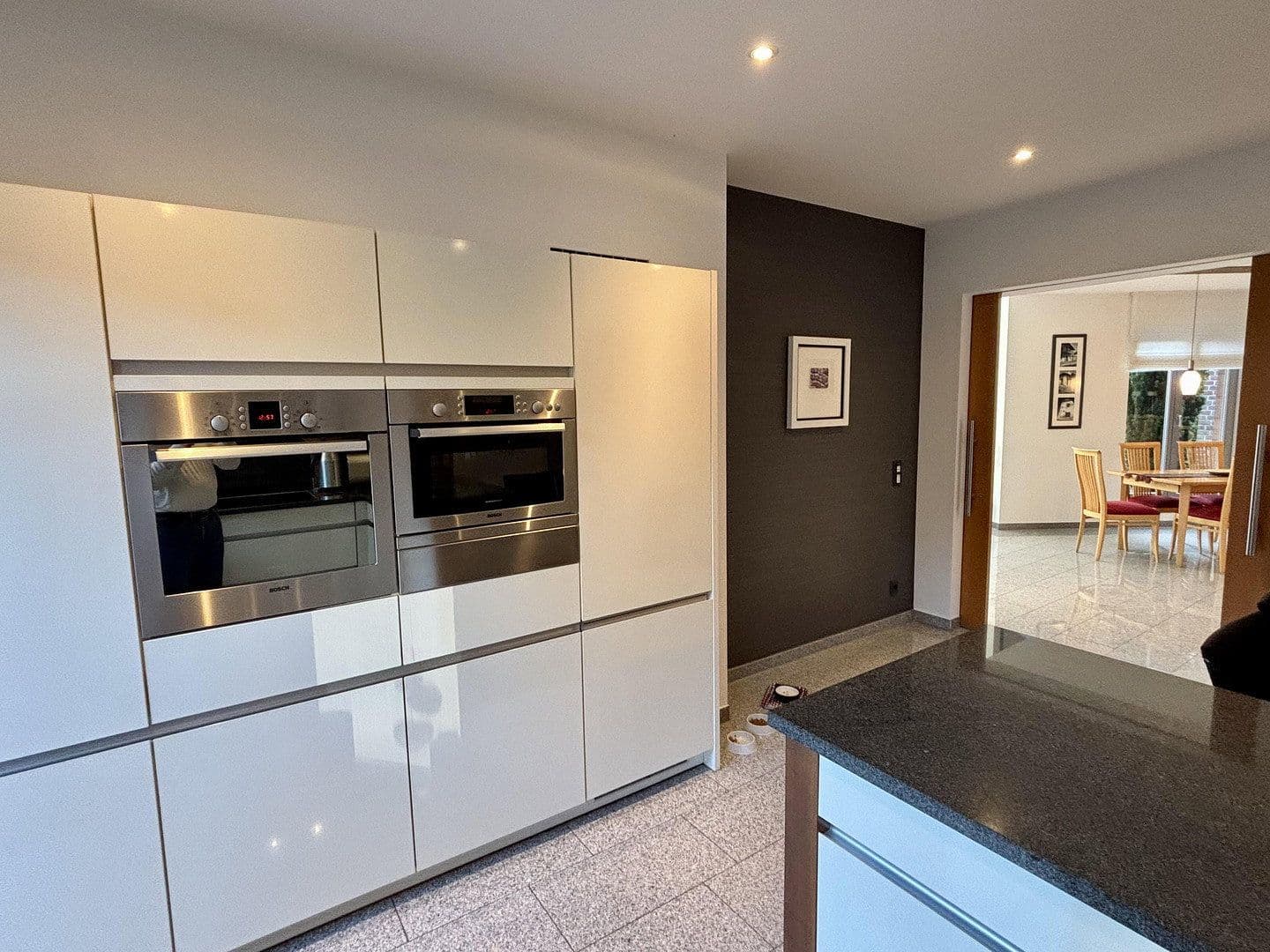 Predaj domu 339 m², pozemek 974 m², Wassenberg, Severné Porýnie - Westfálsko Predaj domu 339 m², pozemek 974 m², Wassenberg, Severné Porýnie - Westfálsko