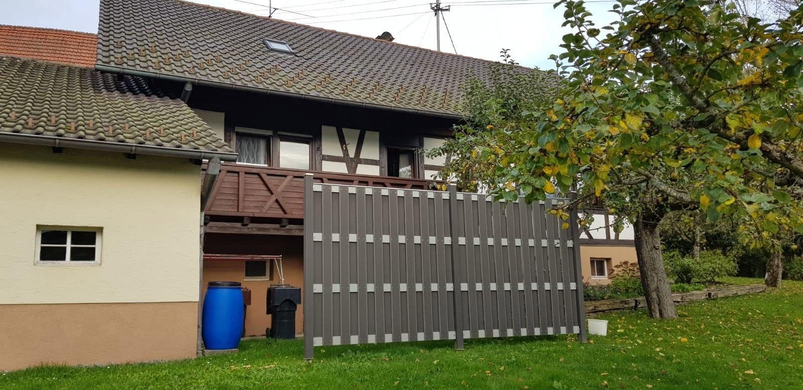Predaj domu 96 m², pozemek 1.089 m², Zillhauserlandstraße 9, Balingen, Bádensko-Wurttembersko Predaj domu 96 m², pozemek 1.089 m², Zillhauserlandstraße 9, Balingen, Bádensko-Wurttembersko