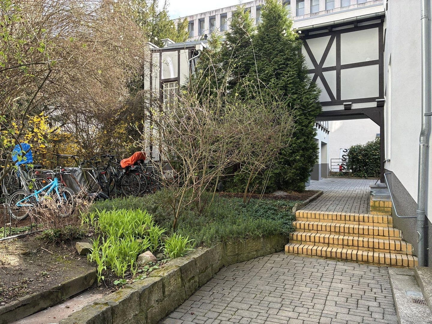 Predaj bytu 4-izbový 130 m², Berlin, Berlín Predaj bytu 4-izbový 130 m², Berlin, Berlín