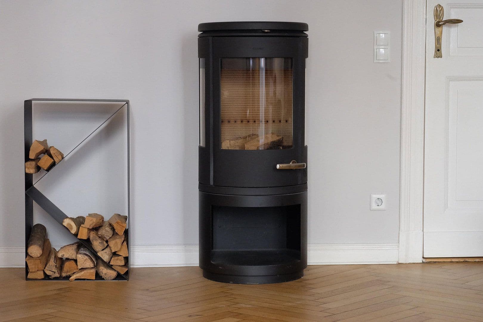 Predaj bytu 4-izbový 130 m², Berlin, Berlín Predaj bytu 4-izbový 130 m², Berlin, Berlín