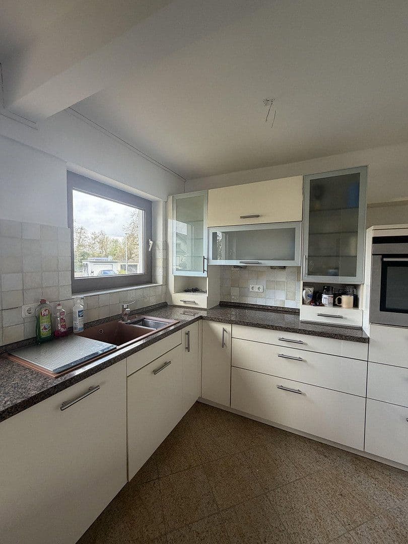 Predaj domu 145 m², pozemek 329 m², Rüsselsheim am Main, Hesensko Predaj domu 145 m², pozemek 329 m², Rüsselsheim am Main, Hesensko