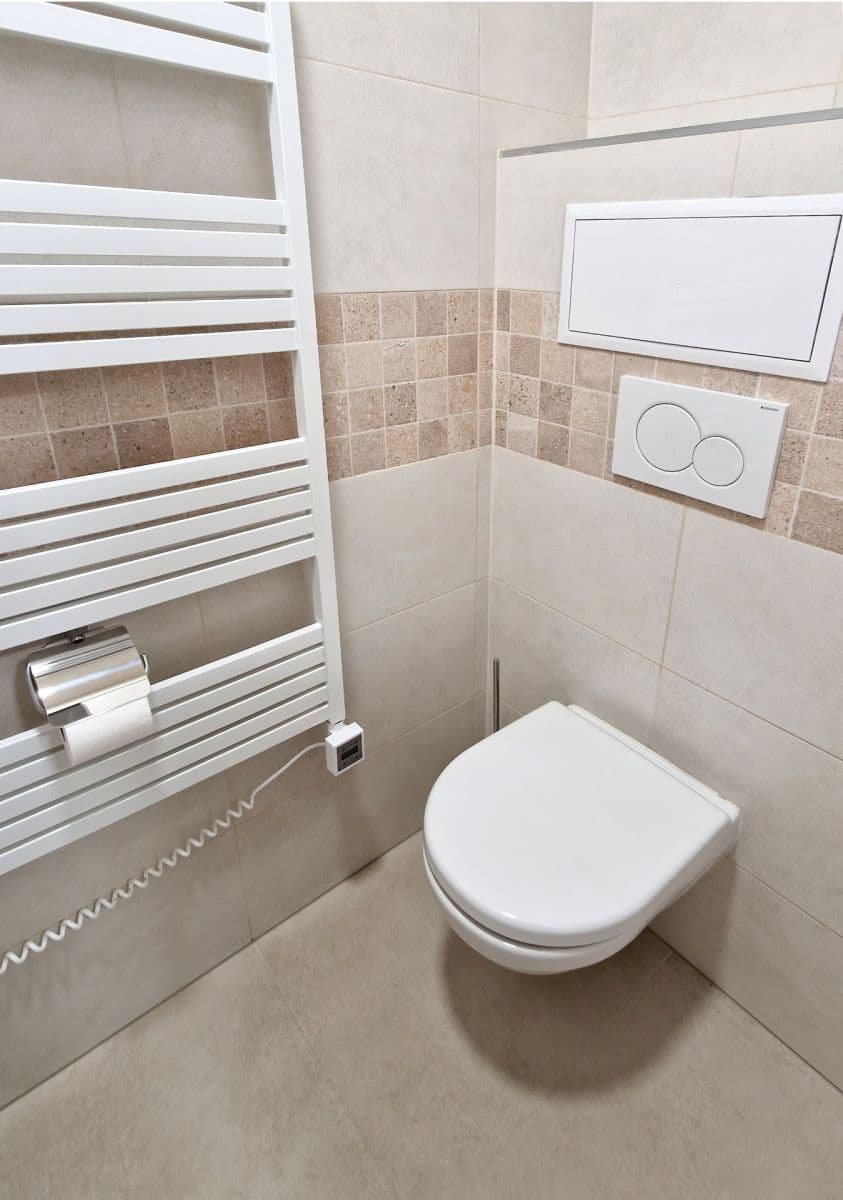 Prenájom bytu 1-izbový 27 m², Slovenská, Praha, Praha Prenájom bytu 1-izbový 27 m², Slovenská, Praha, Praha