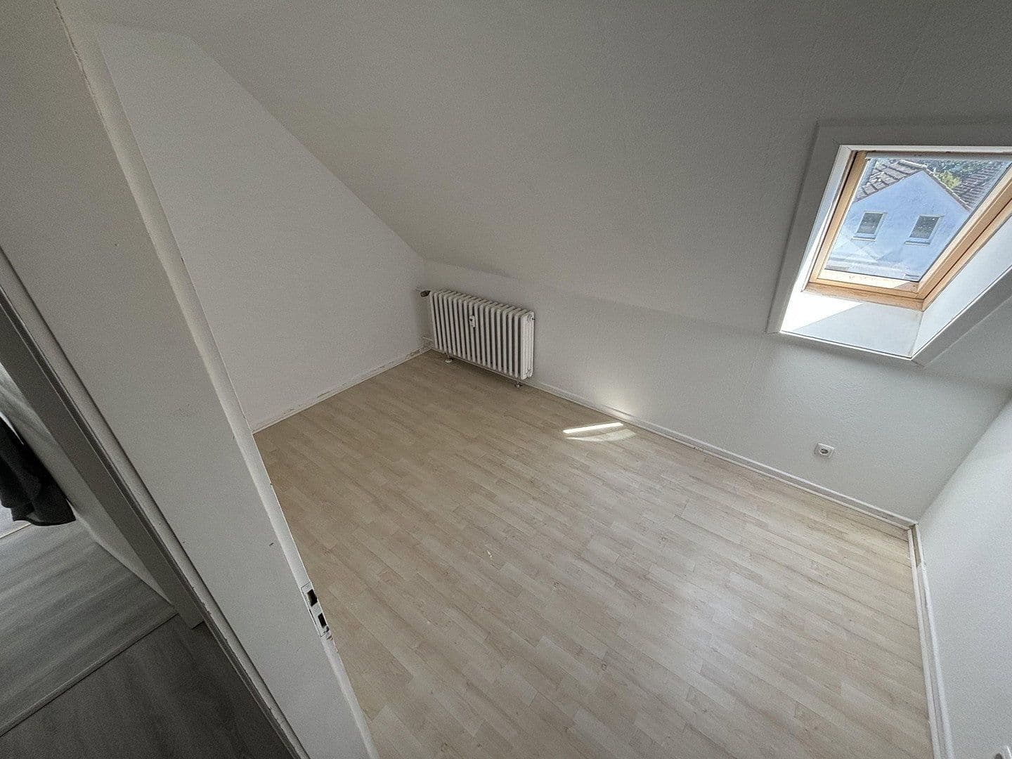 Predaj bytu 4-izbový 95 m², Nelkenstrasse 9, Stadthagen, Dolné Sasko Predaj bytu 4-izbový 95 m², Nelkenstrasse 9, Stadthagen, Dolné Sasko