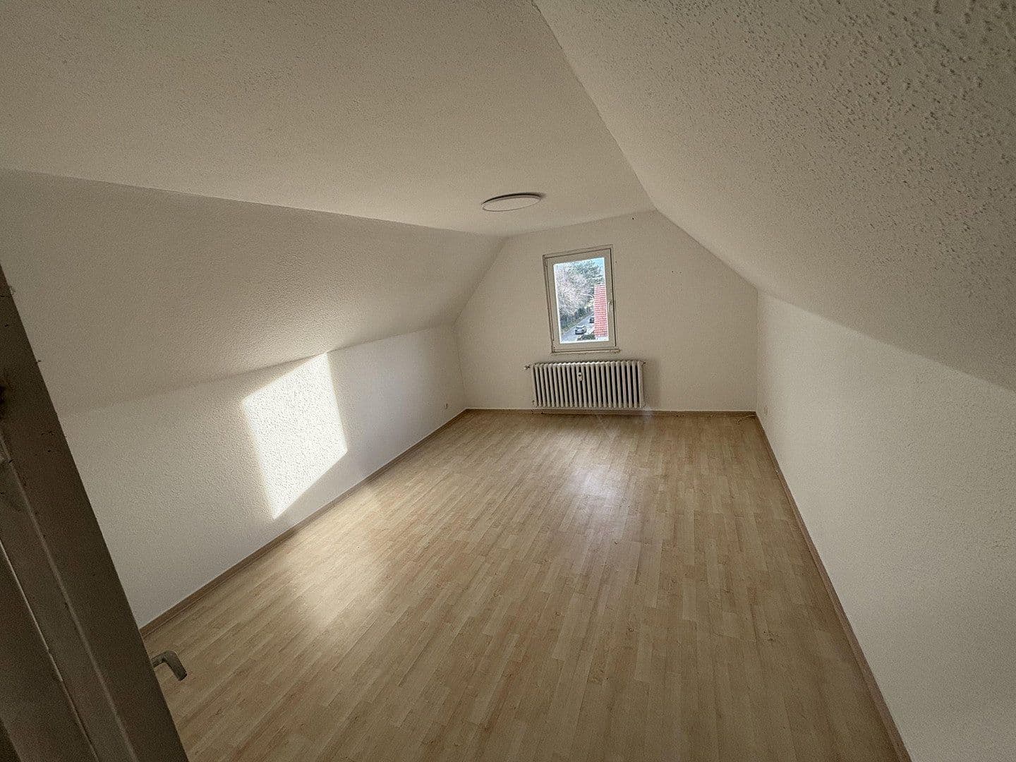 Predaj bytu 4-izbový 95 m², Nelkenstrasse 9, Stadthagen, Dolné Sasko Predaj bytu 4-izbový 95 m², Nelkenstrasse 9, Stadthagen, Dolné Sasko
