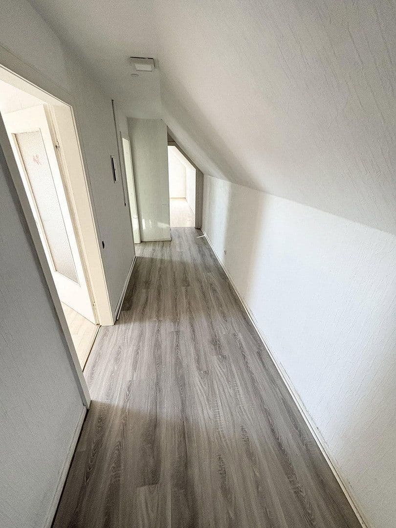 Predaj bytu 4-izbový 95 m², Nelkenstrasse 9, Stadthagen, Dolné Sasko Predaj bytu 4-izbový 95 m², Nelkenstrasse 9, Stadthagen, Dolné Sasko
