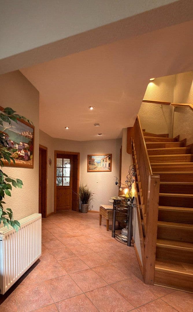 Predaj domu 156 m², pozemek 445 m², Hamburg, Hamburg Predaj domu 156 m², pozemek 445 m², Hamburg, Hamburg