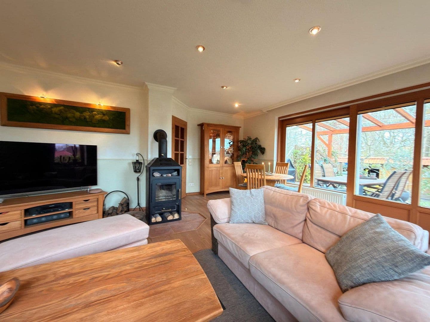 Predaj domu 156 m², pozemek 445 m², Hamburg, Hamburg Predaj domu 156 m², pozemek 445 m², Hamburg, Hamburg