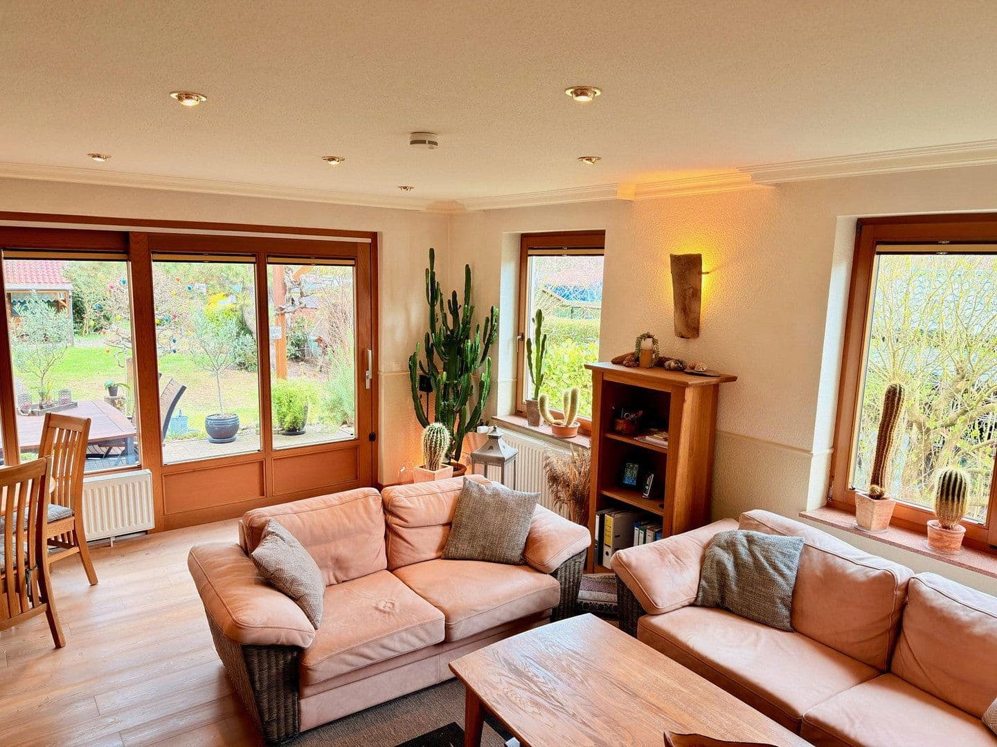 Predaj domu 156 m², pozemek 445 m², Hamburg, Hamburg Predaj domu 156 m², pozemek 445 m², Hamburg, Hamburg