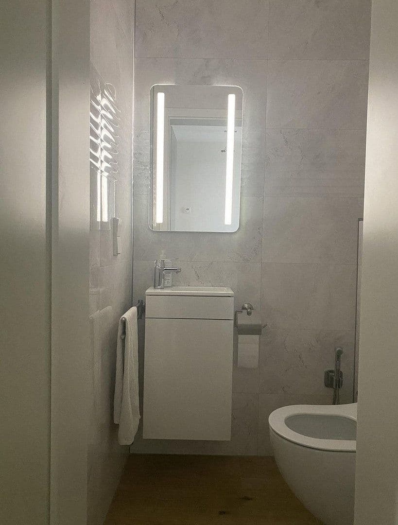 Predaj domu 110 m², pozemek 200 m², Weissach, Bádensko-Wurttembersko Predaj domu 110 m², pozemek 200 m², Weissach, Bádensko-Wurttembersko