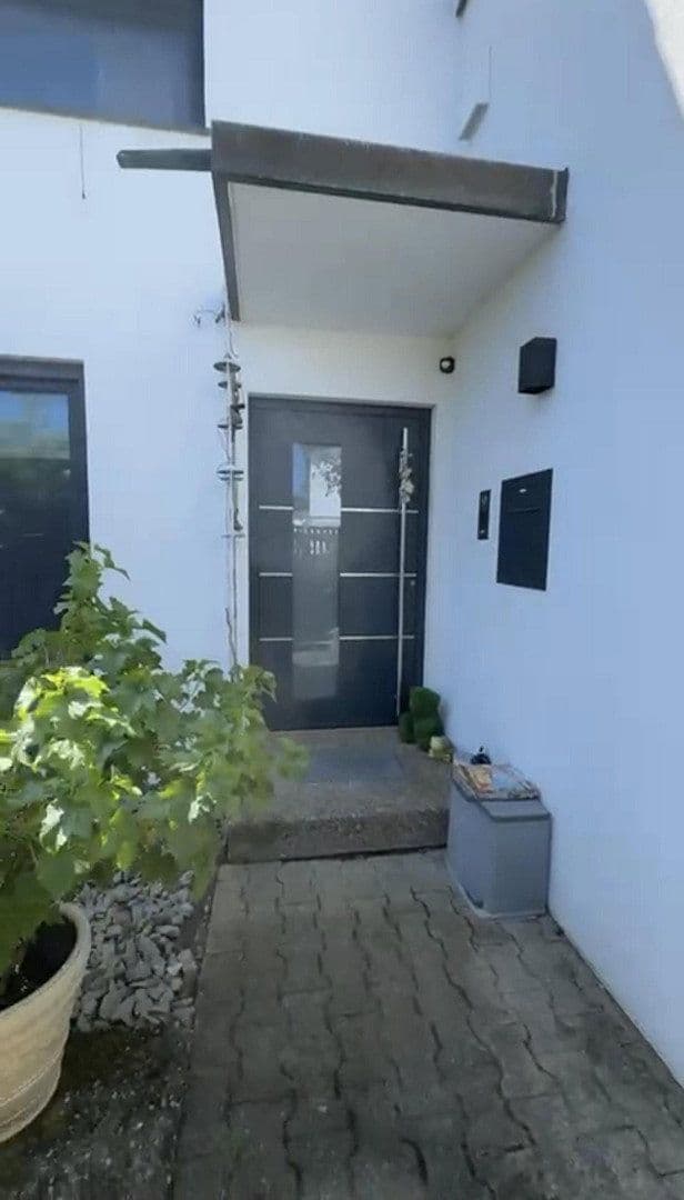 Predaj domu 110 m², pozemek 200 m², Weissach, Bádensko-Wurttembersko Predaj domu 110 m², pozemek 200 m², Weissach, Bádensko-Wurttembersko