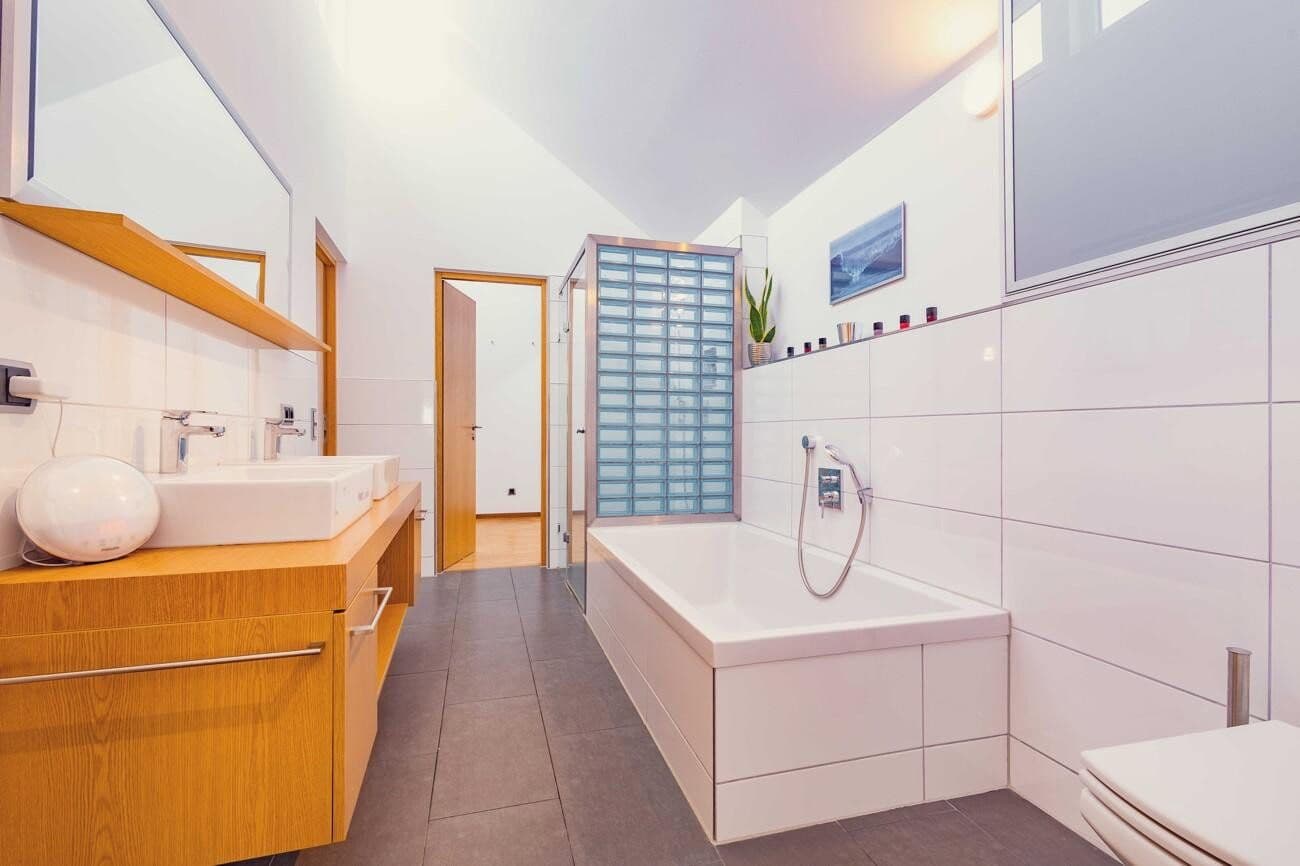 Predaj domu 146 m², pozemek 188 m², Schallstadt, Bádensko-Wurttembersko Predaj domu 146 m², pozemek 188 m², Schallstadt, Bádensko-Wurttembersko