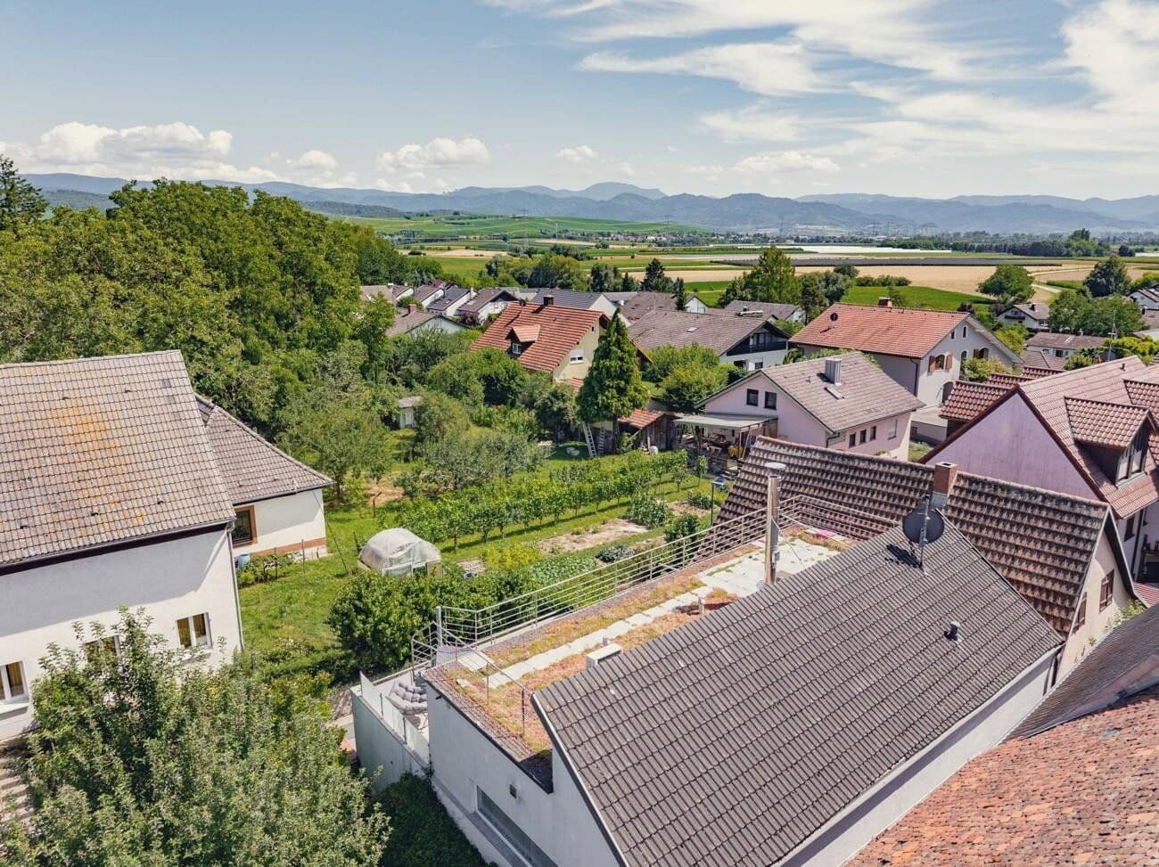 Predaj domu 146 m², pozemek 188 m², Schallstadt, Bádensko-Wurttembersko Predaj domu 146 m², pozemek 188 m², Schallstadt, Bádensko-Wurttembersko