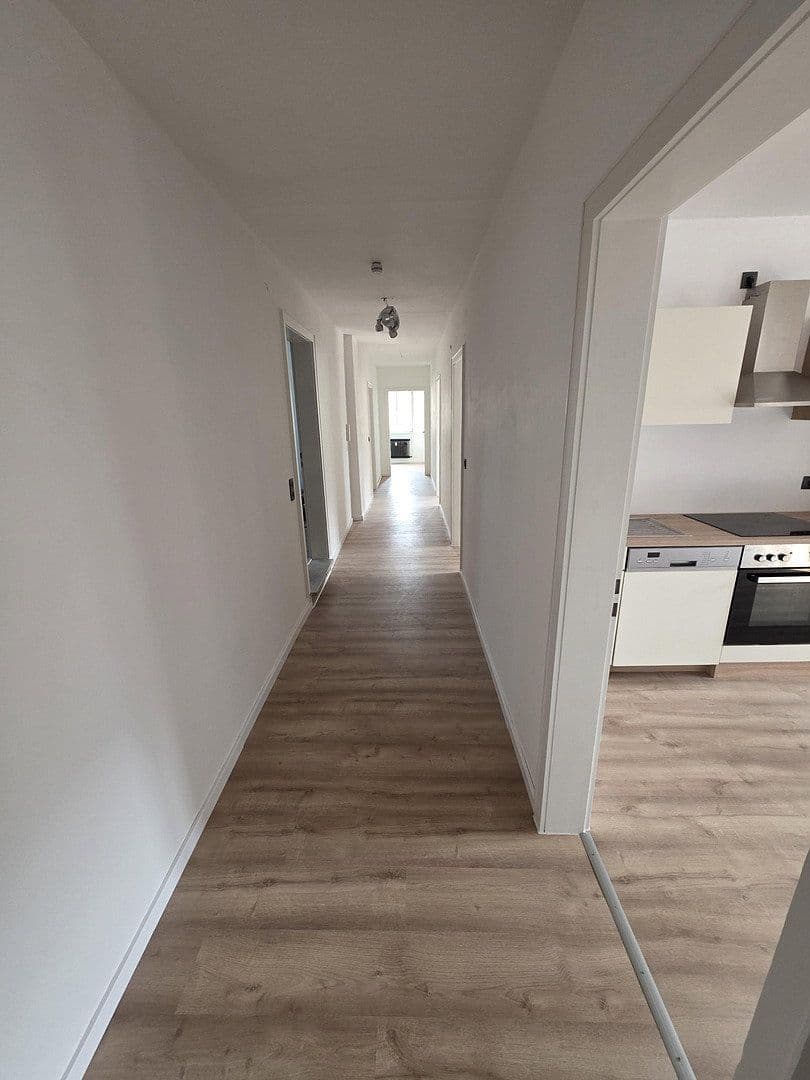 Prenájom bytu 4-izbový 115 m², Hauptstraße 19, Bruchweiler-Bärenbach, Porýnie-Falcko Prenájom bytu 4-izbový 115 m², Hauptstraße 19, Bruchweiler-Bärenbach, Porýnie-Falcko