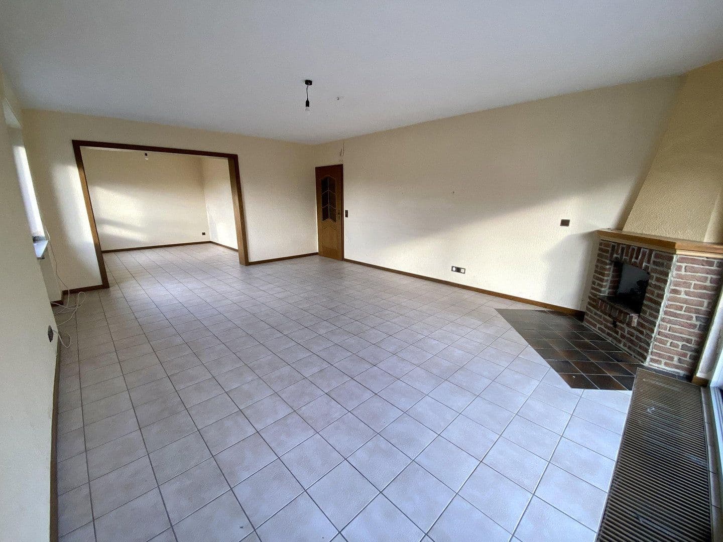 Predaj domu 138 m², pozemek 378 m², Friedhofstraße 24, Nettetal, Severné Porýnie - Westfálsko Predaj domu 138 m², pozemek 378 m², Friedhofstraße 24, Nettetal, Severné Porýnie - Westfálsko