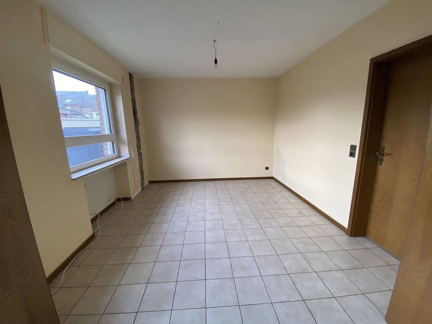 Predaj domu 138 m², pozemek 378 m², Friedhofstraße 24, Nettetal, Severné Porýnie - Westfálsko Predaj domu 138 m², pozemek 378 m², Friedhofstraße 24, Nettetal, Severné Porýnie - Westfálsko