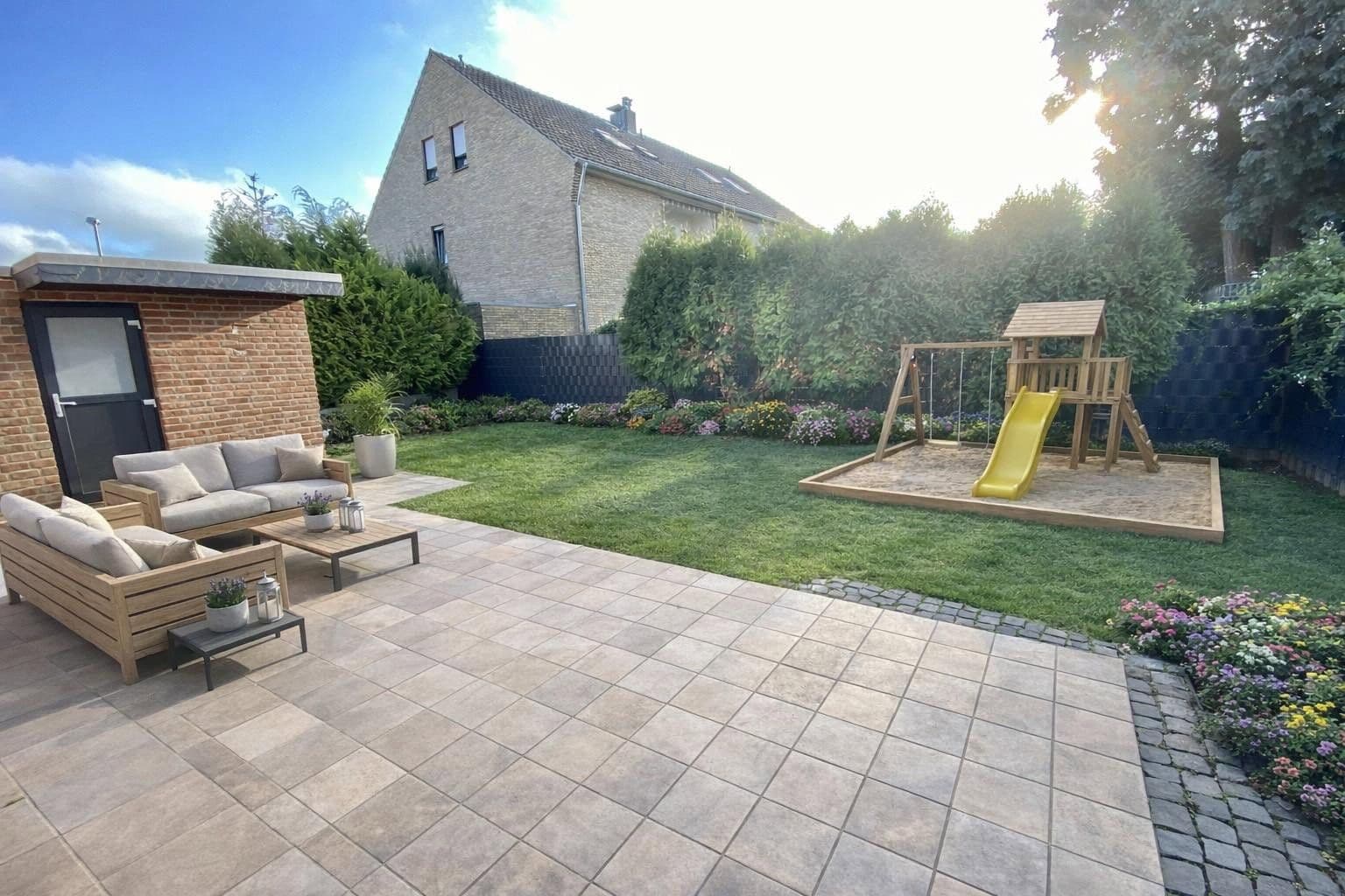 Predaj domu 138 m², pozemek 378 m², Friedhofstraße 24, Nettetal, Severné Porýnie - Westfálsko Predaj domu 138 m², pozemek 378 m², Friedhofstraße 24, Nettetal, Severné Porýnie - Westfálsko