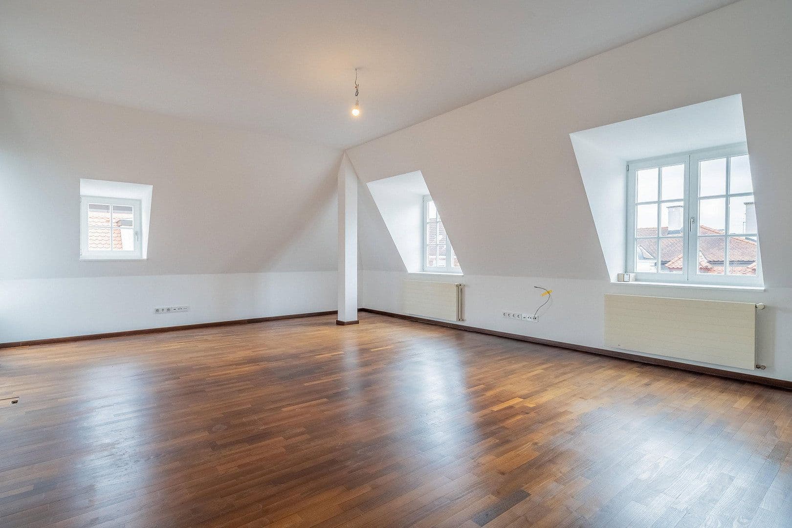 Predaj bytu 4-izbový 135 m², München, Bavorsko Predaj bytu 4-izbový 135 m², München, Bavorsko