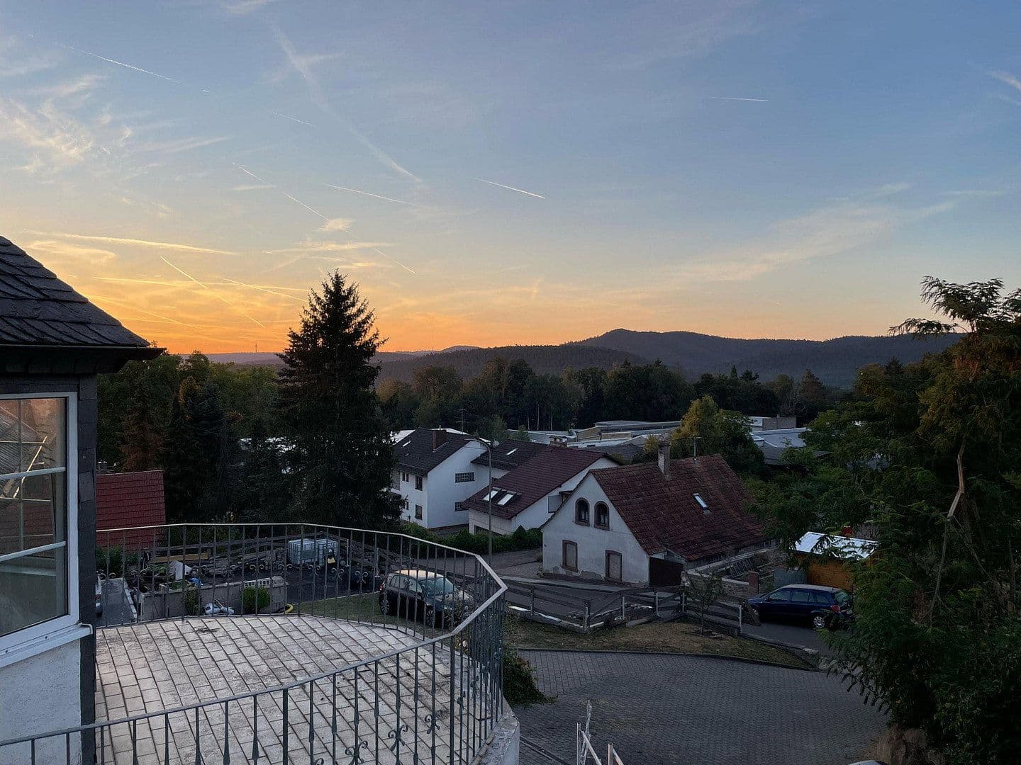 Prenájom bytu 4-izbový 193 m², Bergstraße 16, Carlsberg, Porýnie-Falcko Prenájom bytu 4-izbový 193 m², Bergstraße 16, Carlsberg, Porýnie-Falcko