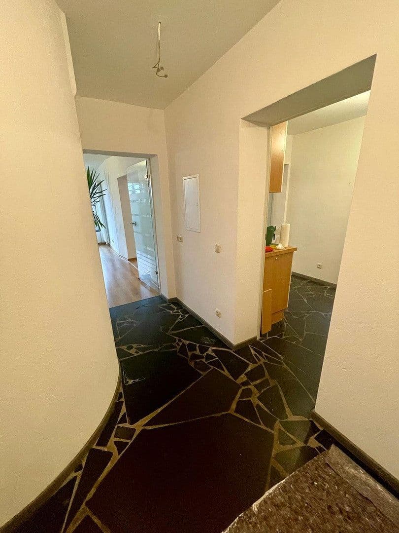 Prenájom bytu 2-izbový 67 m², Muffeterweg 43, Aachen, Severné Porýnie - Westfálsko Prenájom bytu 2-izbový 67 m², Muffeterweg 43, Aachen, Severné Porýnie - Westfálsko