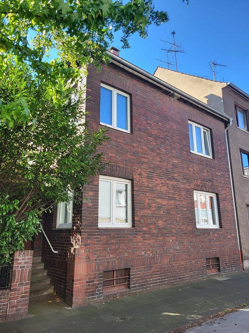 Predaj domu 170 m², pozemek 432 m², Duisburg, Severné Porýnie - Westfálsko Predaj domu 170 m², pozemek 432 m², Duisburg, Severné Porýnie - Westfálsko