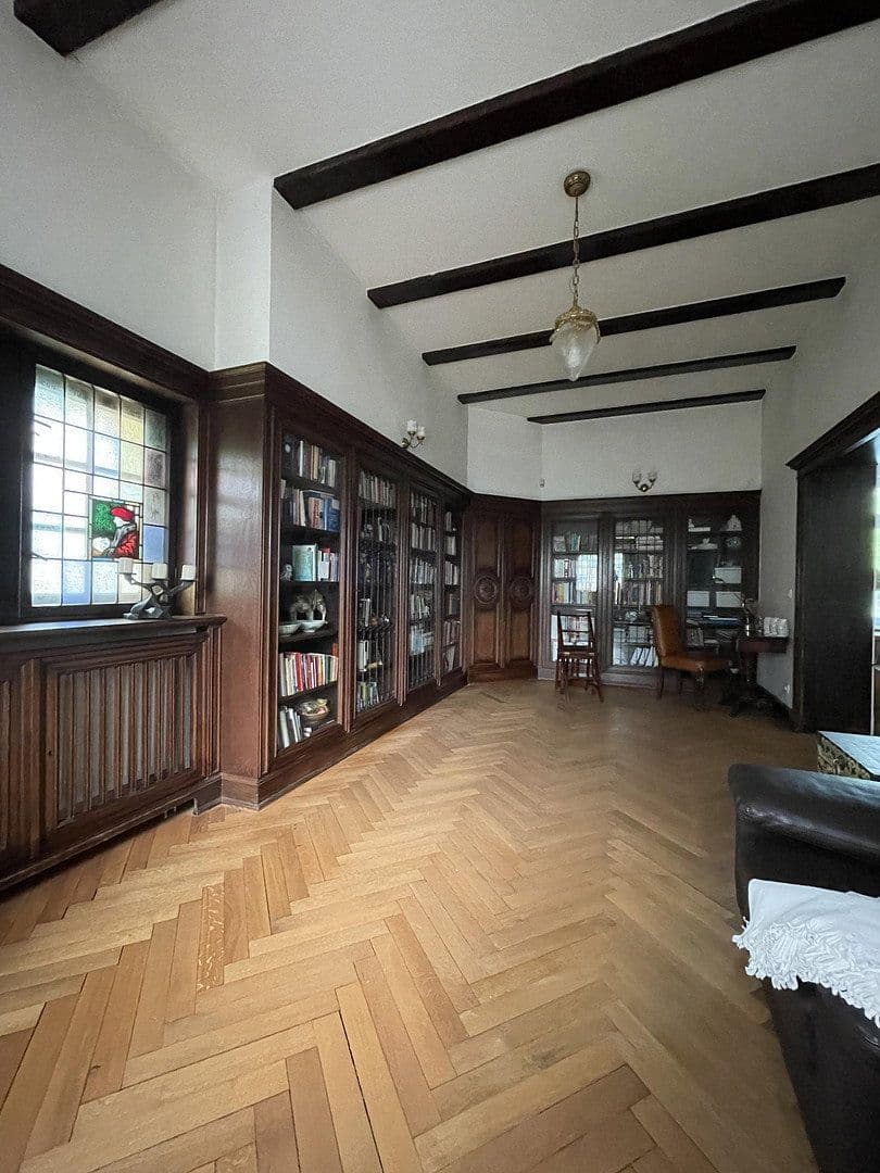 Predaj domu 335 m², pozemek 2.056 m², Berlin, Berlín Predaj domu 335 m², pozemek 2.056 m², Berlin, Berlín