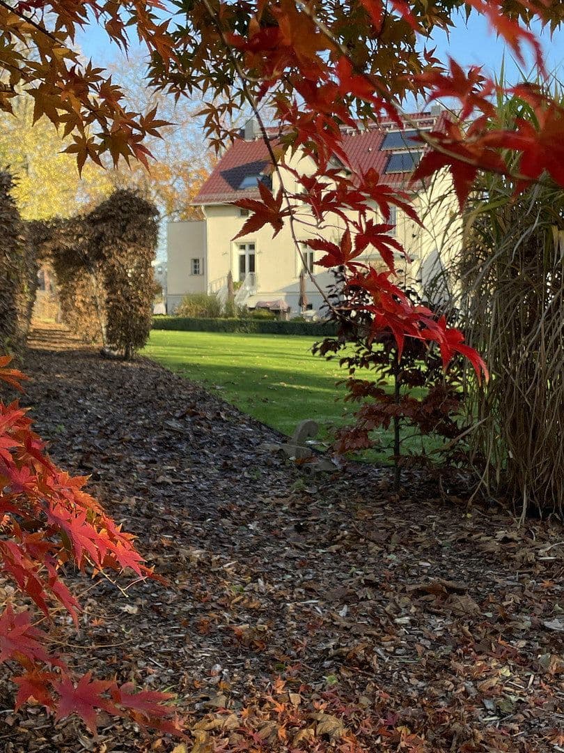 Predaj domu 335 m², pozemek 2.056 m², Berlin, Berlín Predaj domu 335 m², pozemek 2.056 m², Berlin, Berlín