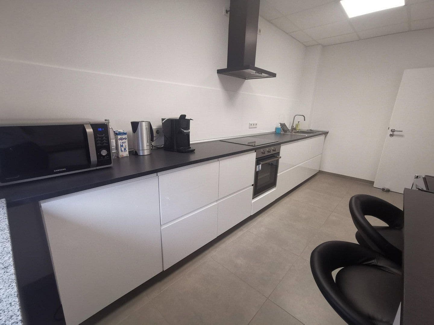 Prenájom kancelárie 137 m², Hadamar, Hesensko Prenájom kancelárie 137 m², Hadamar, Hesensko