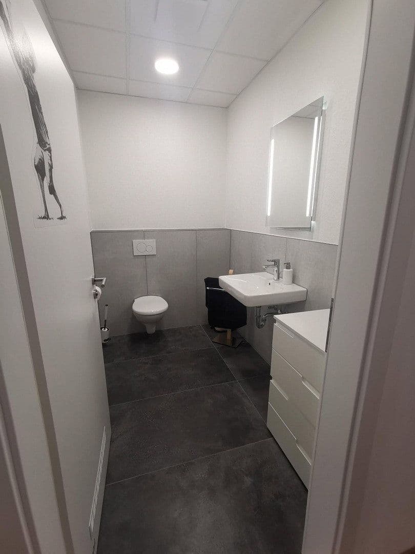 Prenájom kancelárie 137 m², Hadamar, Hesensko Prenájom kancelárie 137 m², Hadamar, Hesensko