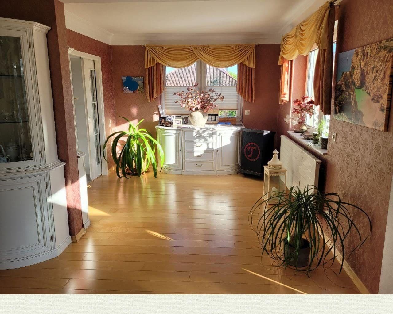 Predaj domu 120 m², pozemek 1.800 m², Neustadt-Glewe, Meklenbursko-Predpomoransko Predaj domu 120 m², pozemek 1.800 m², Neustadt-Glewe, Meklenbursko-Predpomoransko